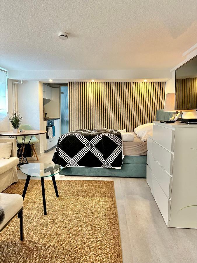 Ruhiges Retreat Souterrain-Apartment Werbach Nahe Pferdemarkt W31 Ольденбург Екстер'єр фото
