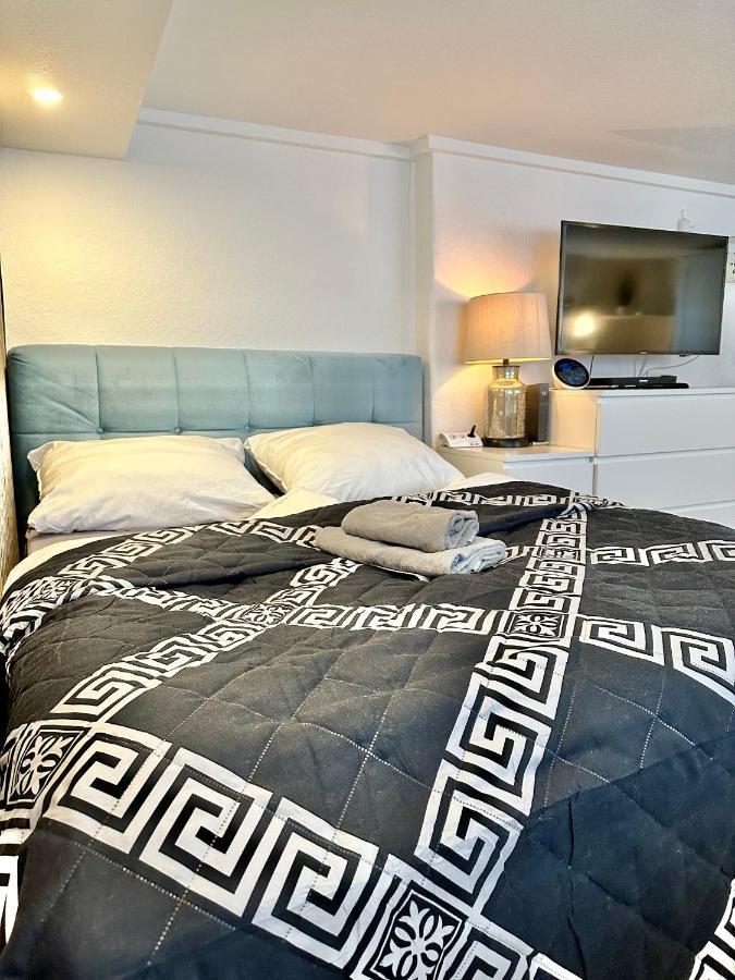 Ruhiges Retreat Souterrain-Apartment Werbach Nahe Pferdemarkt W31 Ольденбург Екстер'єр фото